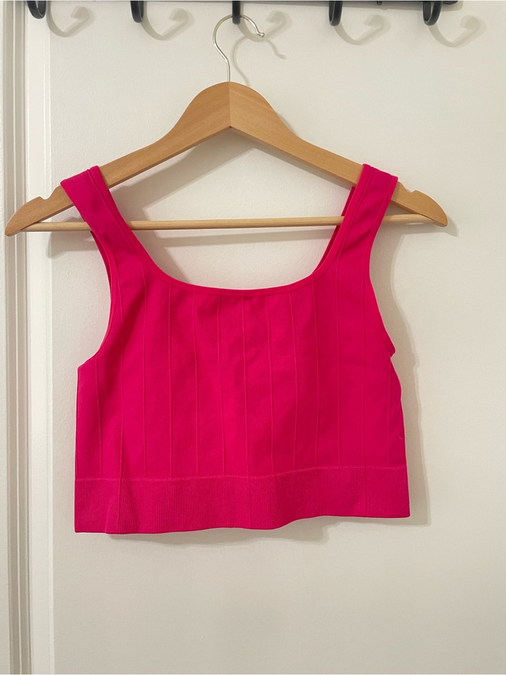 H&M pink sports bra